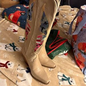 Dingo Cream and Pink Embroidered Heeled Boots